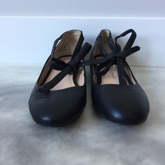 Franco Sarto Blake Leather Lace-Up Ballet Flat 6.5 - Picture 3 of 8